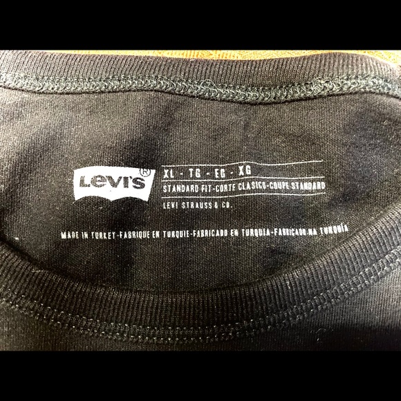 Levi’s Signature Black T-shirt XL 100% Cotton - Picture 2 of 3
